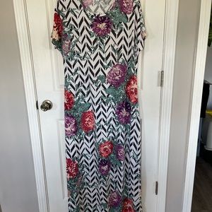 Lularoe Floral Maxi dress size XL